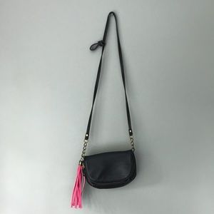 Ecoté Leather Cross-body Bag